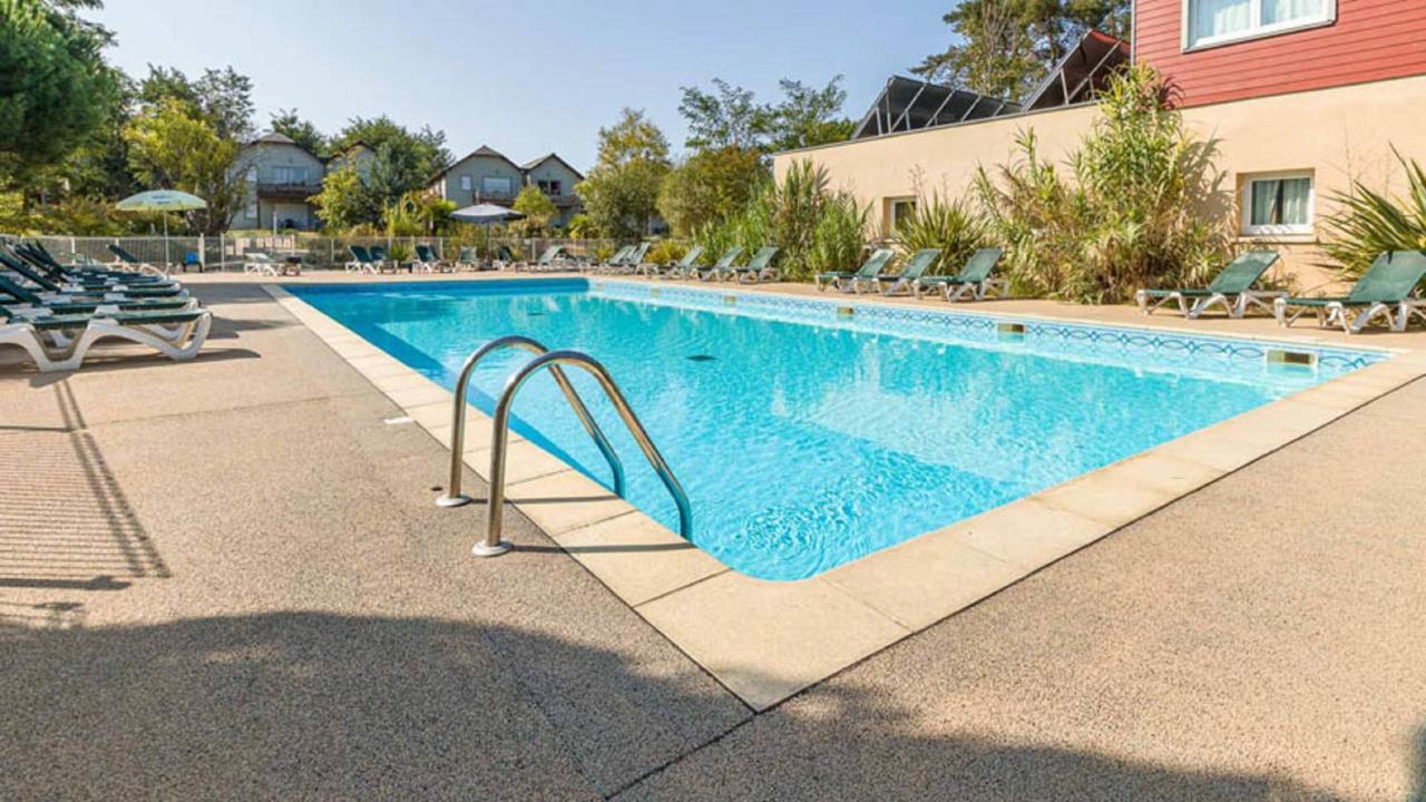 Vacanceole - Relais Du Plessis Chaveignes Exteriör bild