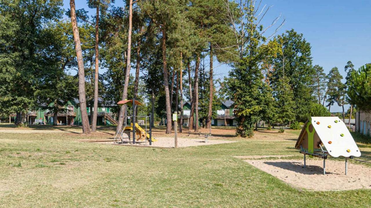 Vacanceole - Relais Du Plessis Chaveignes Exteriör bild