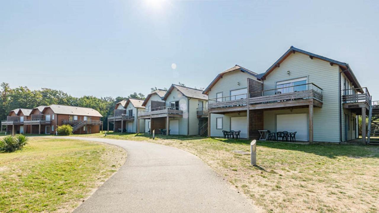 Vacanceole - Relais Du Plessis Chaveignes Exteriör bild