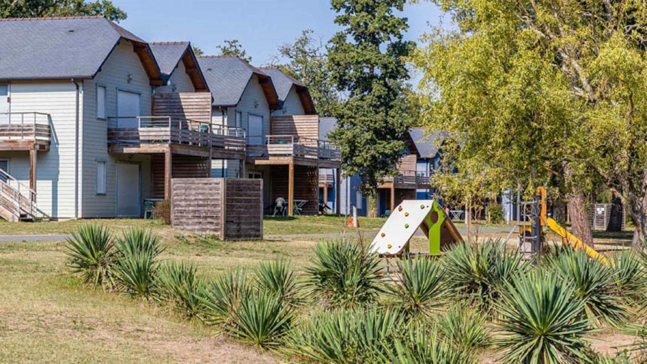 Vacanceole - Relais Du Plessis Chaveignes Exteriör bild