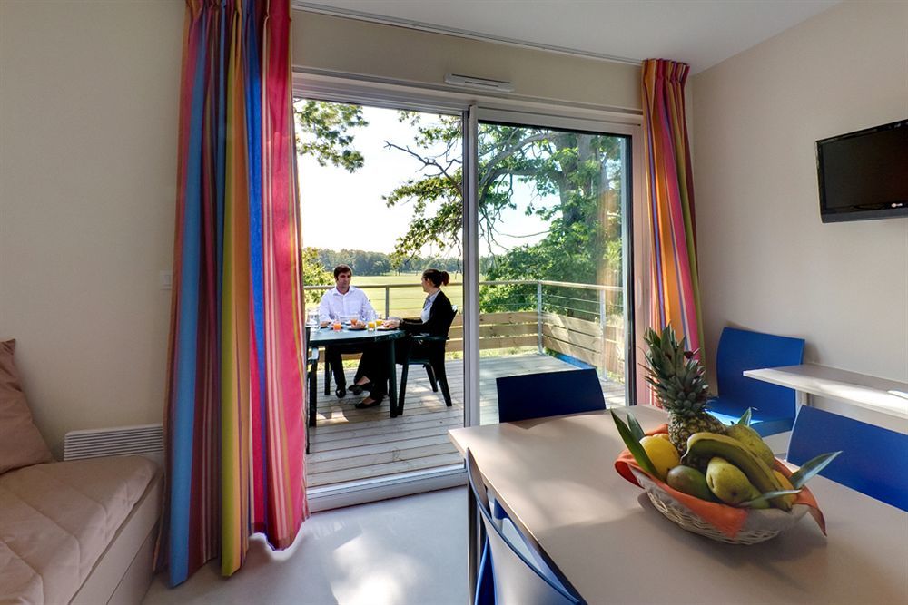 Vacanceole - Relais Du Plessis Chaveignes Exteriör bild