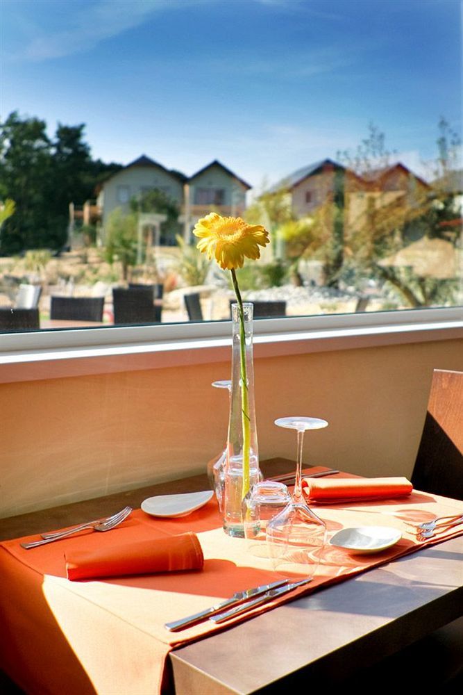 Vacanceole - Relais Du Plessis Chaveignes Exteriör bild